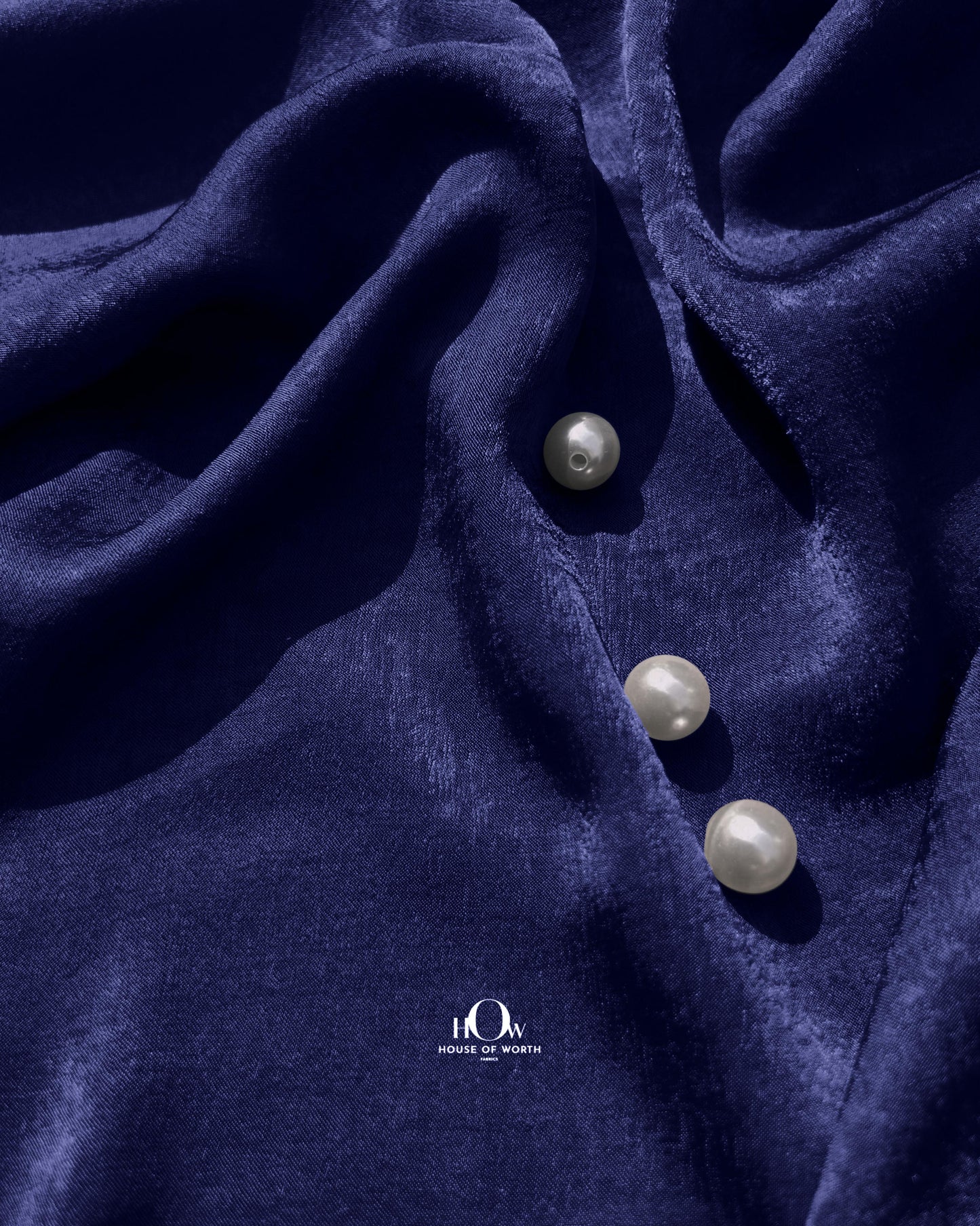 Wholesale velvet satin fabric from China – suitable for boutiques and fashion designers.