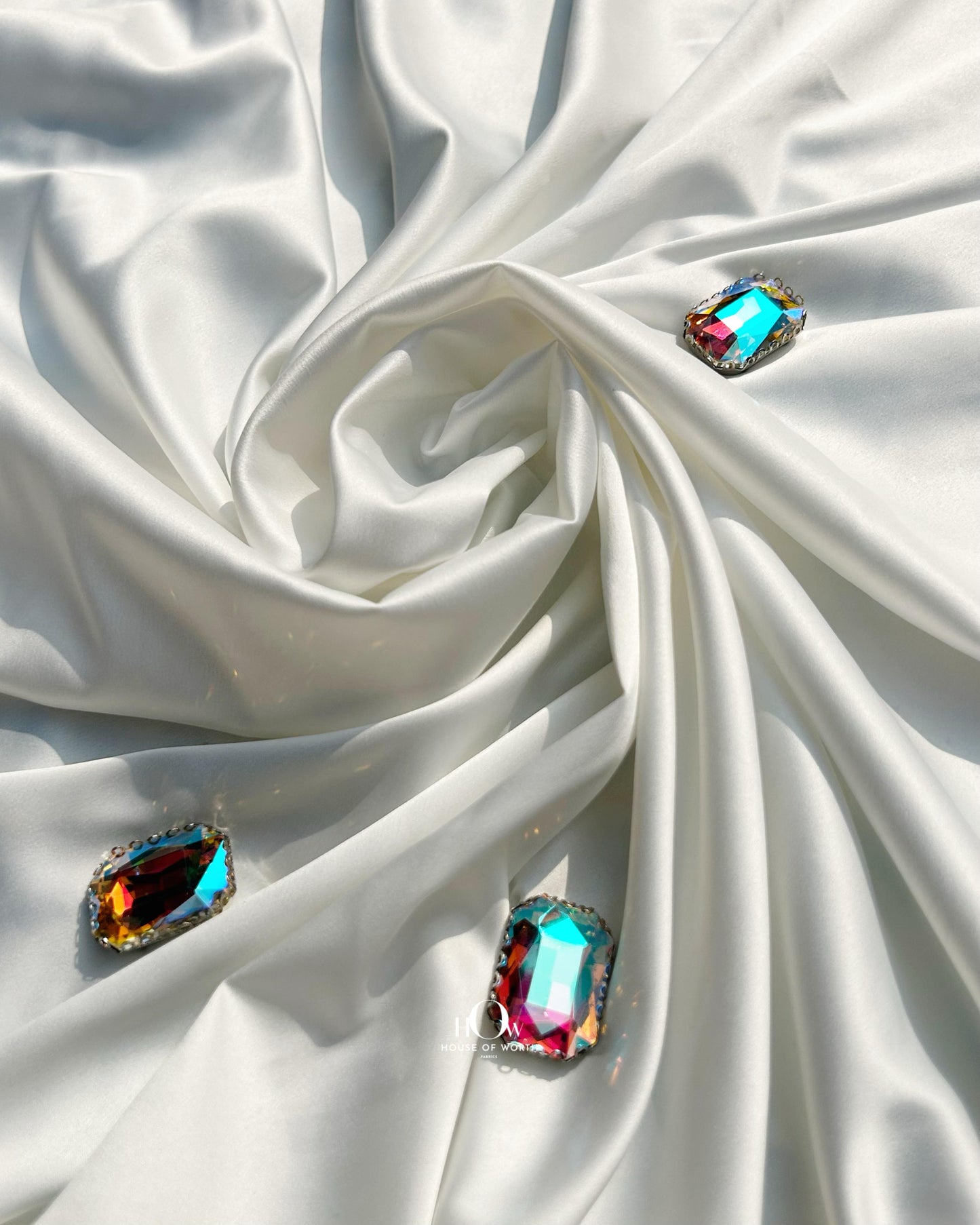 Wholesale satin under 100 gsm – premium quality for Bhiwandi fabric suppliers.