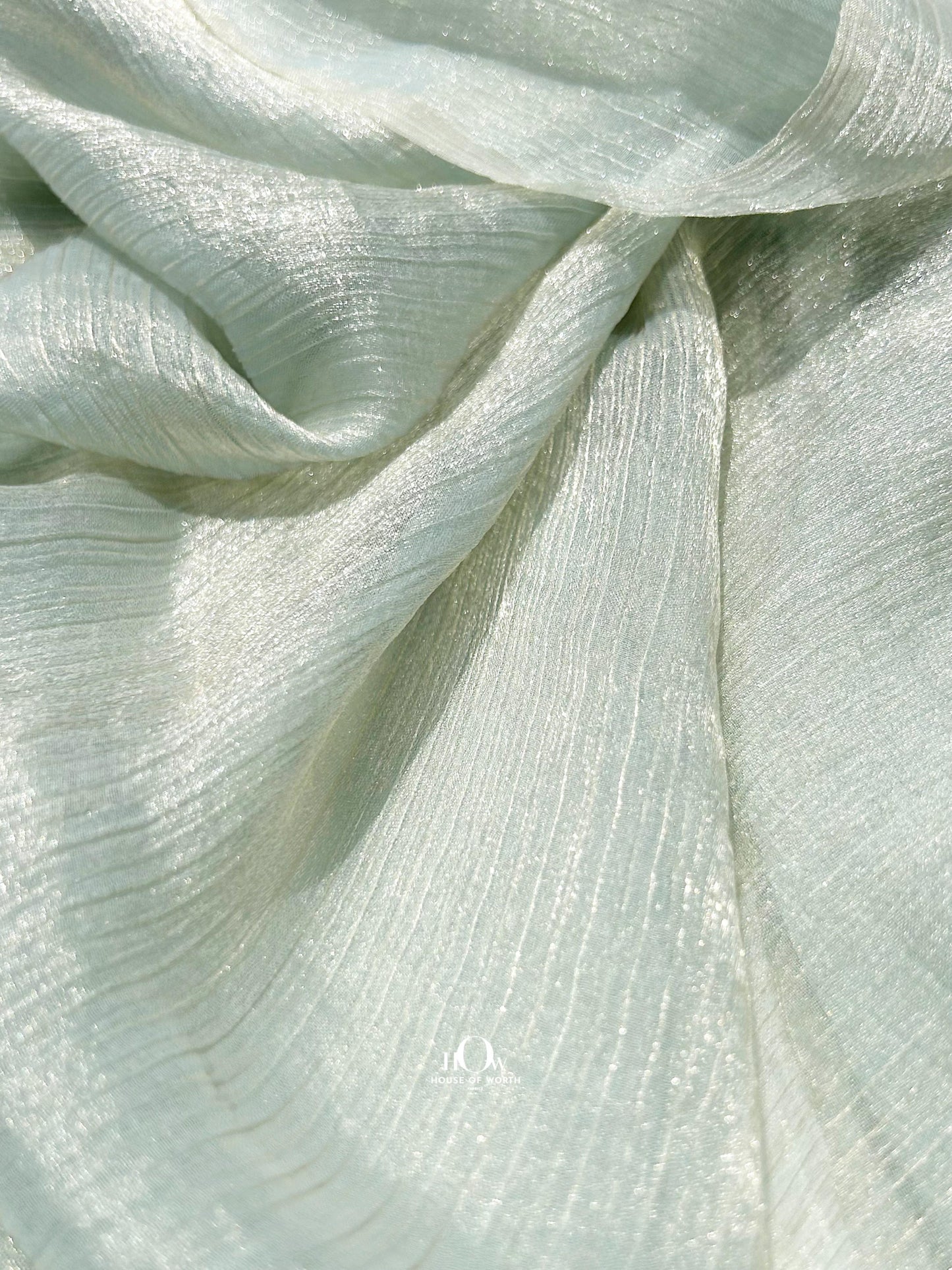 Elegant fabricated chiffon fabric – suitable for dupattas and formal wear, available from Surat traders.