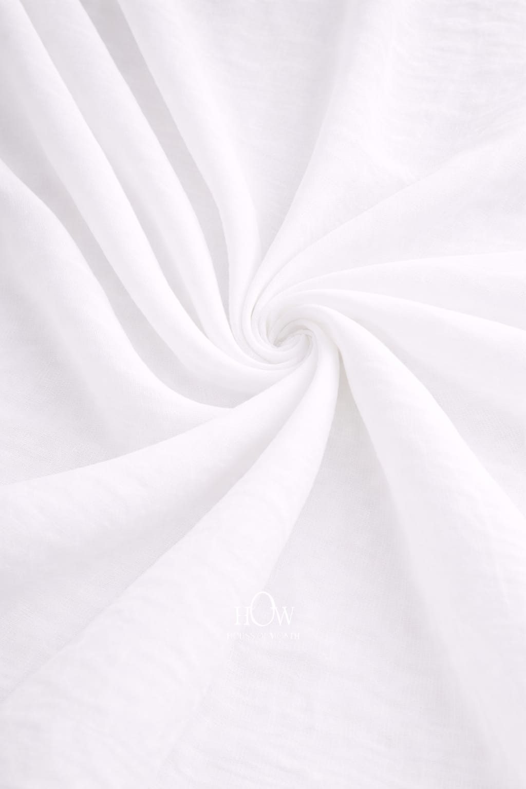 High-quality white cotton poplin fabric for tailoring and dressmaking