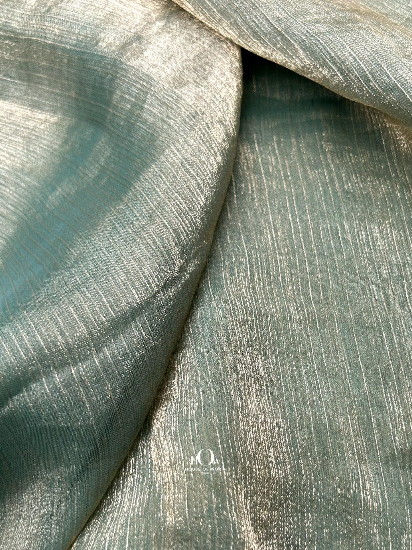 Imported chiffon fabric – sheer and lightweight, ideal for summer dresses, scarves, and sarees.