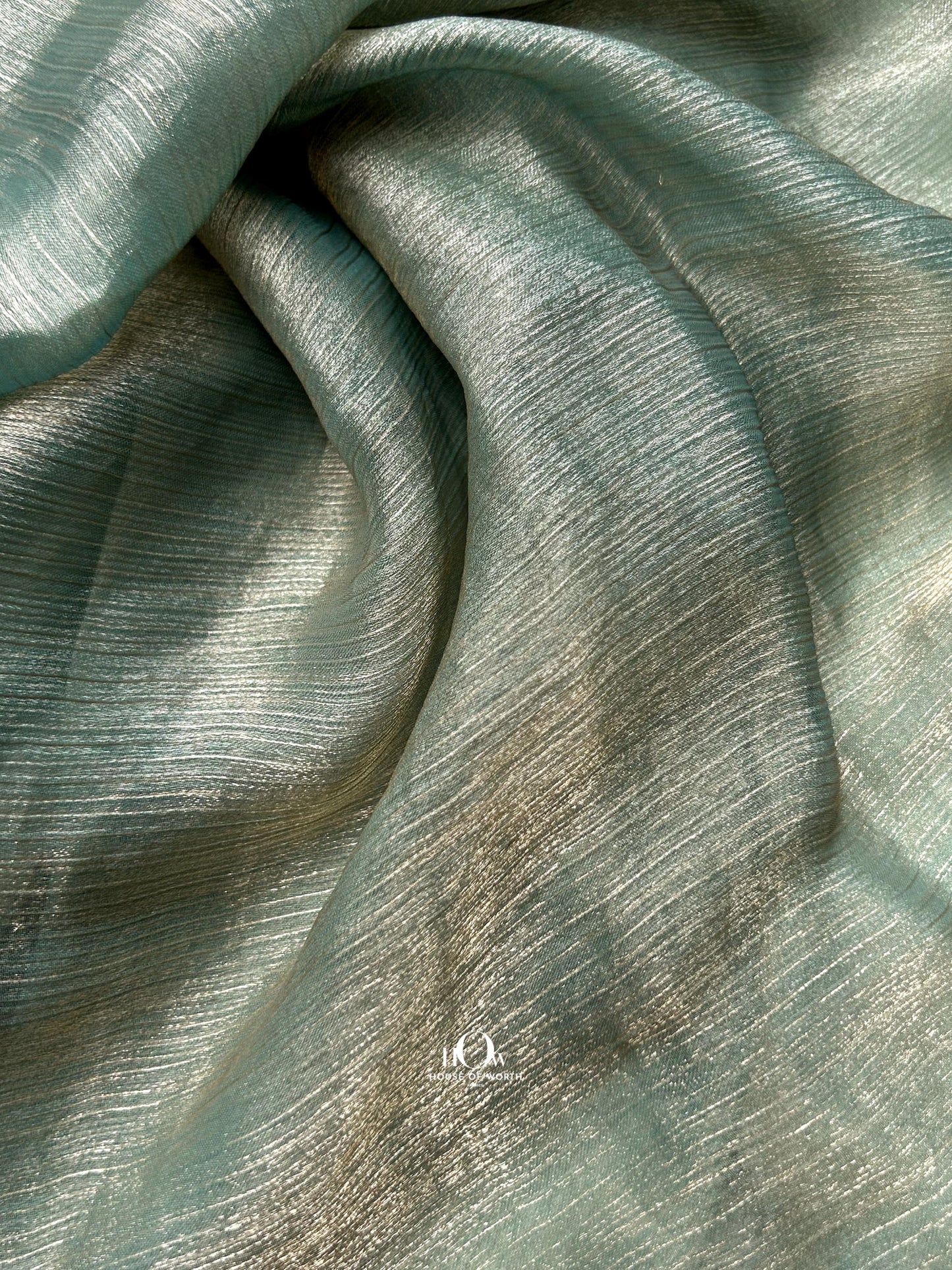 Elegant imported chiffon for western dresses – breathable and flowy, suppliers in Mumbai and Bhiwandi.