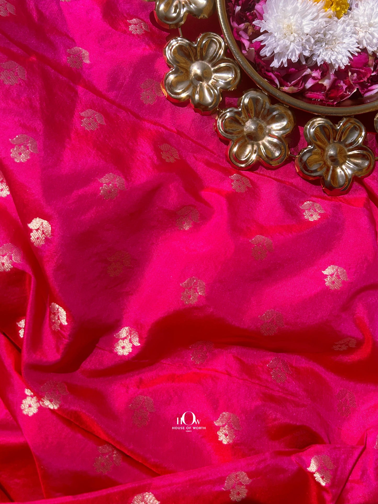 100% pure Banarasi silk bridal saree from Banaras with heavy zari and brocade for wedding.