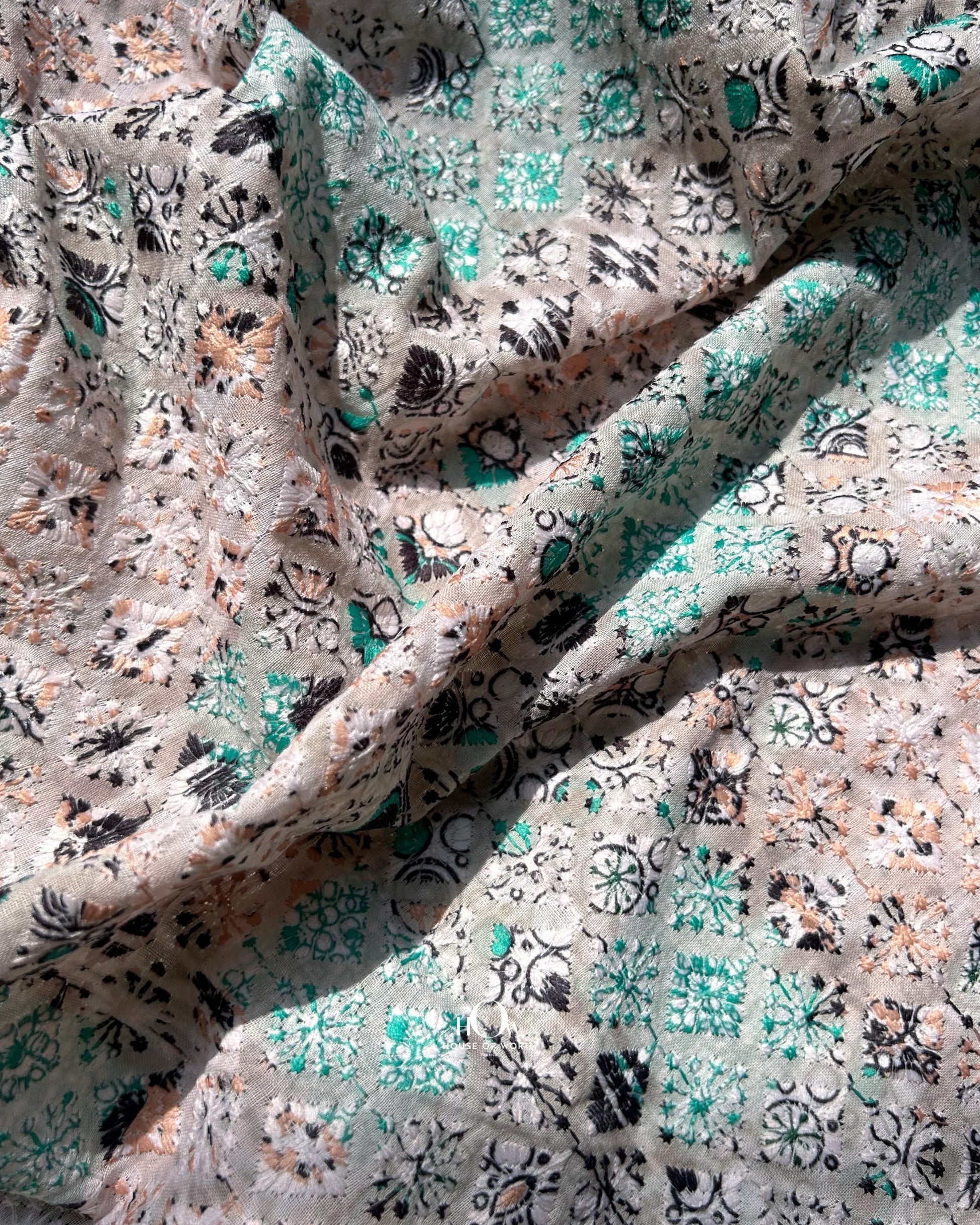 Hakuba cotton fabric available in Lucknow, ideal for chikankari and handcrafted apparel