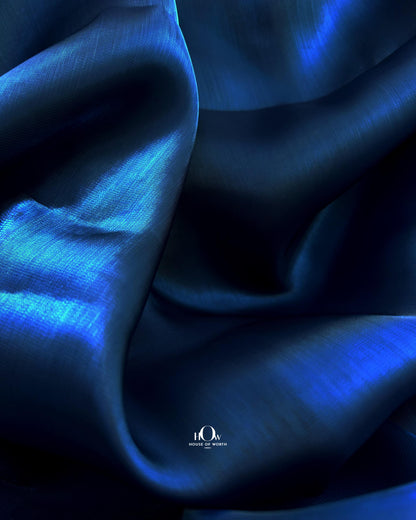 Sheer glass organza fabric for elegant dupattas and sarees – supplied by Bhiwandi textile markets.
