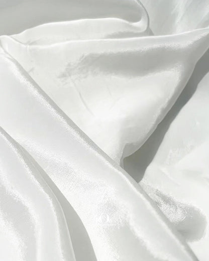 Dyeable crepe fabric for sarees and kurtas – wholesale supplier in Surat.